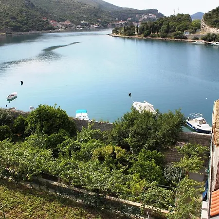 Triple Mali 8997d Zaton (Dubrovnik-Neretva)