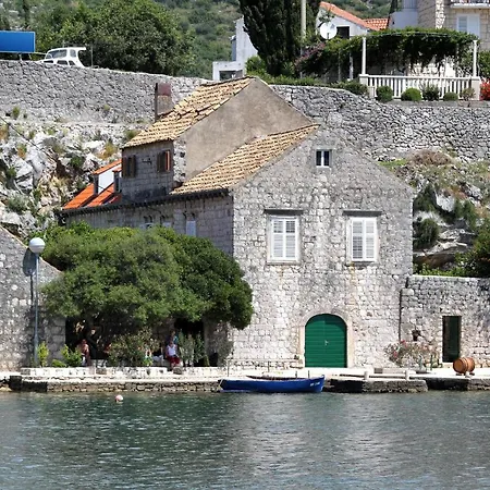 Triple Mali 8997d Zaton (Dubrovnik-Neretva)