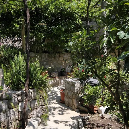 Triple Mali 8997d Pensjonat 3*