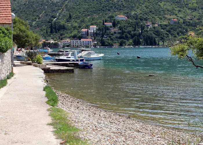 Triple Mali 8997d Zaton (Dubrovnik-Neretva)