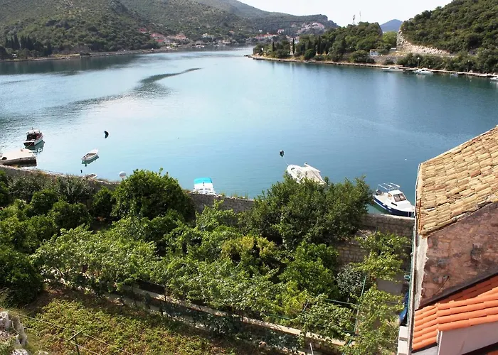 Triple Mali 8997d Zaton (Dubrovnik-Neretva)